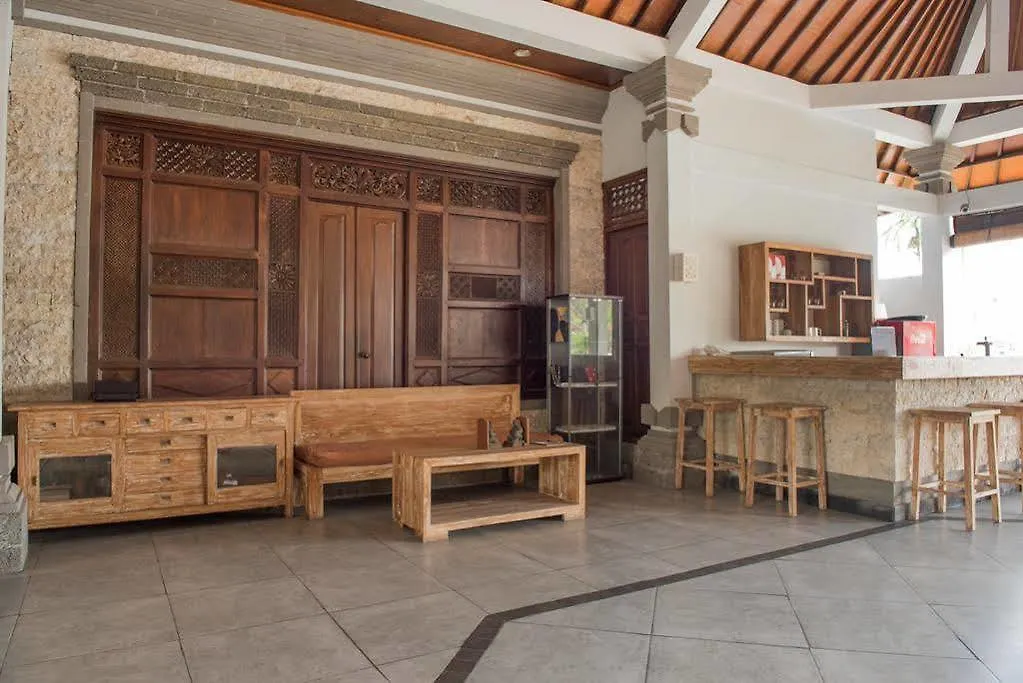 Hotel Reddoorz Plus Near Batubelig Beach Seminyak